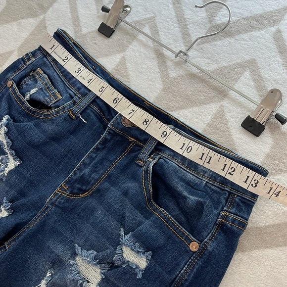 Judy‎ Blue Women’s Distressed Denim Shorts size Small - Picture 7 of 9